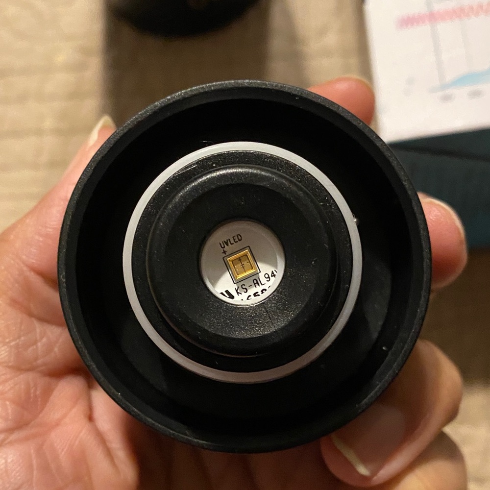 New UVBrite Black Self-Cleaning Water Bottle - Picture 11 of 12